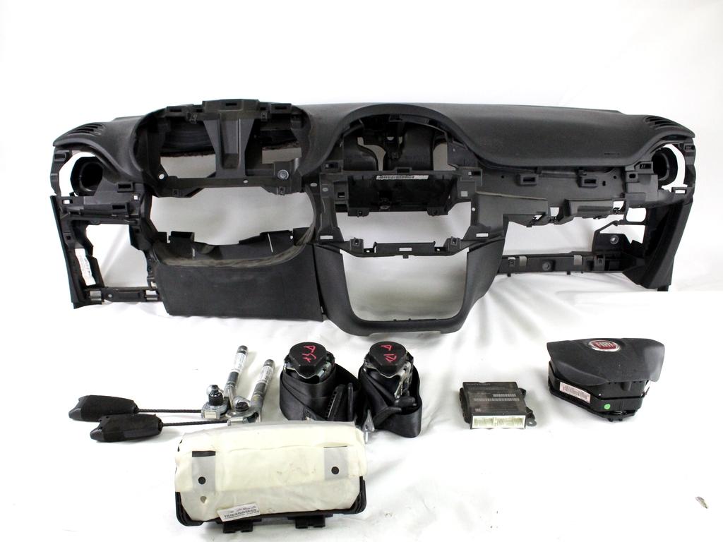 51897787 KIT AIRBAG FIAT PUNTO EVO 1.3 D 66KW 5M 5P (2010) RICAMBIO USATO CON PRETENSIONATORI CINTURE DI SICUREZZA, CENTRALINA AIRBAG, AIRBAG VOLANTE GUIDATORE, AIRBAG PASSEGGERO, CRUSCOTTO 735516201 51886051