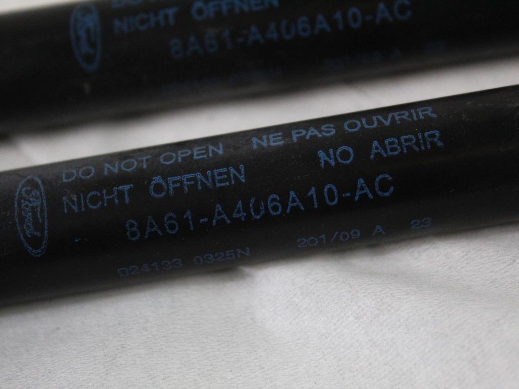 8A61-A406A10-AC COPPIA PISTONCINI ASTE AMMORTIZZANTI PORTELLONE COFANO POSTERIORE BAULE FORD FIESTA 1.4 G 71KW 5M 5P (2009) RICAMBIO USATO