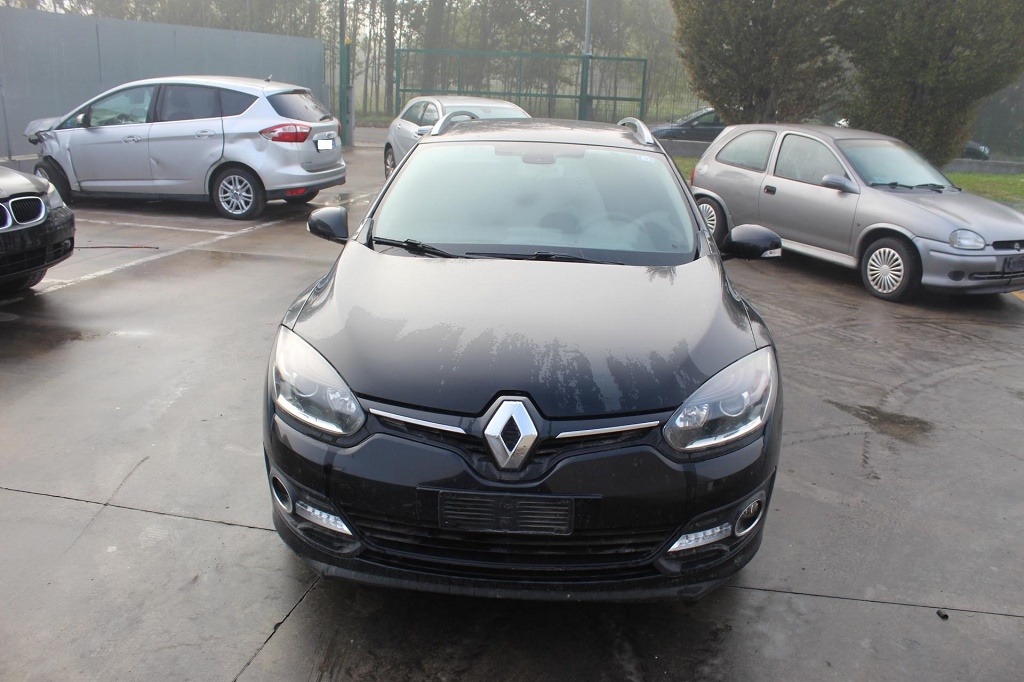 RENAULT MEGANE 3 SW 1.5 D 81KW 6M 5P (2015) RICAMBI IN MAGAZZINO