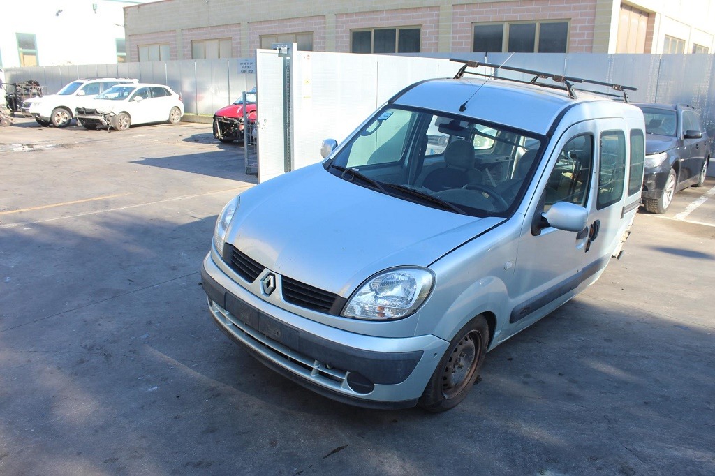 RENAULT KANGOO 1.2 B 55KW 5M 5P (2006) RICAMBI USATI AUTO IN PIAZZALE 