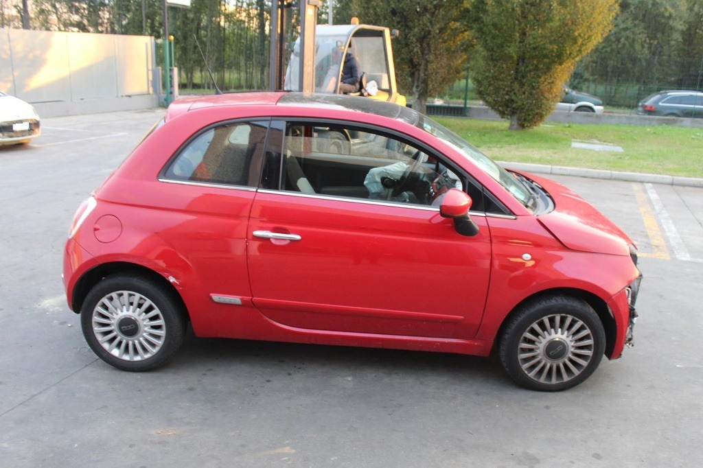 FIAT 500 1.3 D 70KW 5M 3P (2011) RICAMBI IN MAGAZZINO