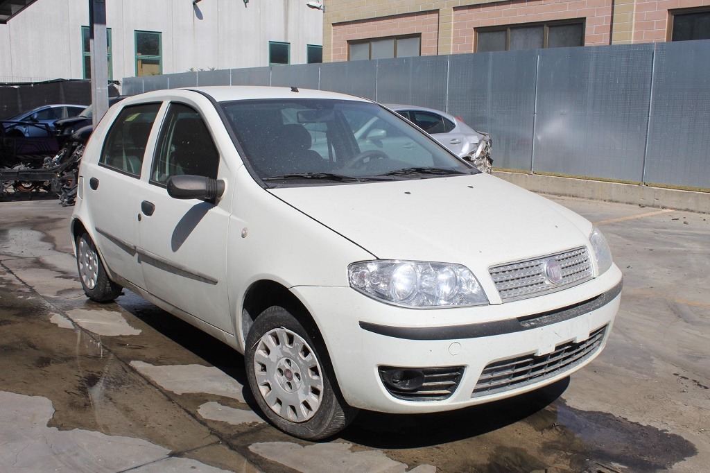 FIAT PUNTO 1.2 G 44KW 5M 5P (2009) RICAMBI IN MAGAZZINO