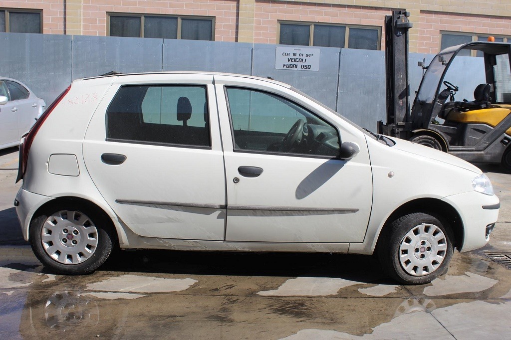 FIAT PUNTO 1.2 G 44KW 5M 5P (2009) RICAMBI IN MAGAZZINO