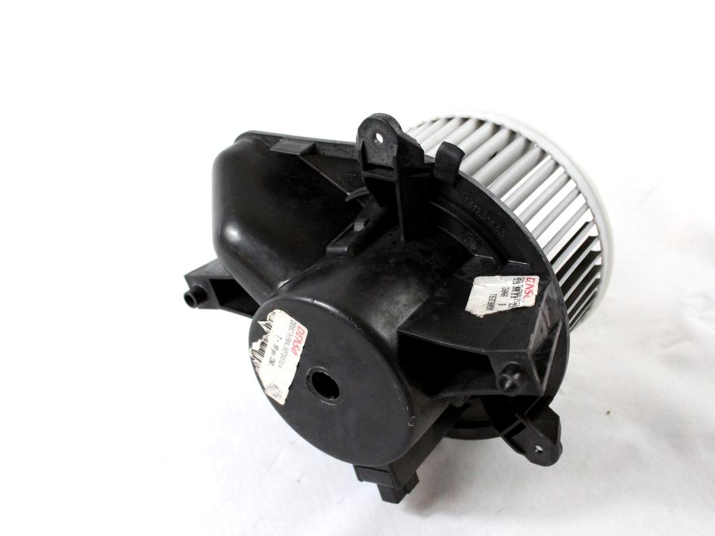 71735484 MOTORINO VENTOLA VENTILAZIONE ABITACOLO FIAT PUNTO 1.2 G 44KW 5M 5P (2009) RICAMBIO USATO