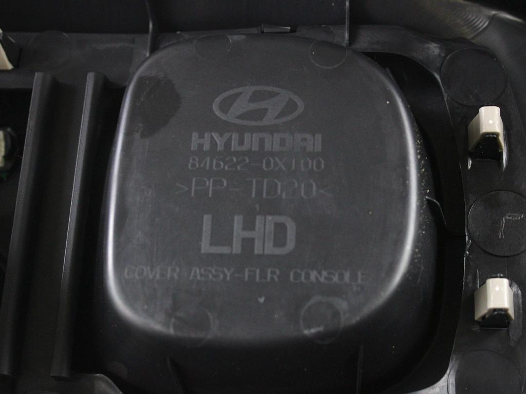 84622-0X100 TUNNEL CENTRALE HYUNDAI I10 1.1 G 48KW 5M 5P (2010) RICAMBIO USATO