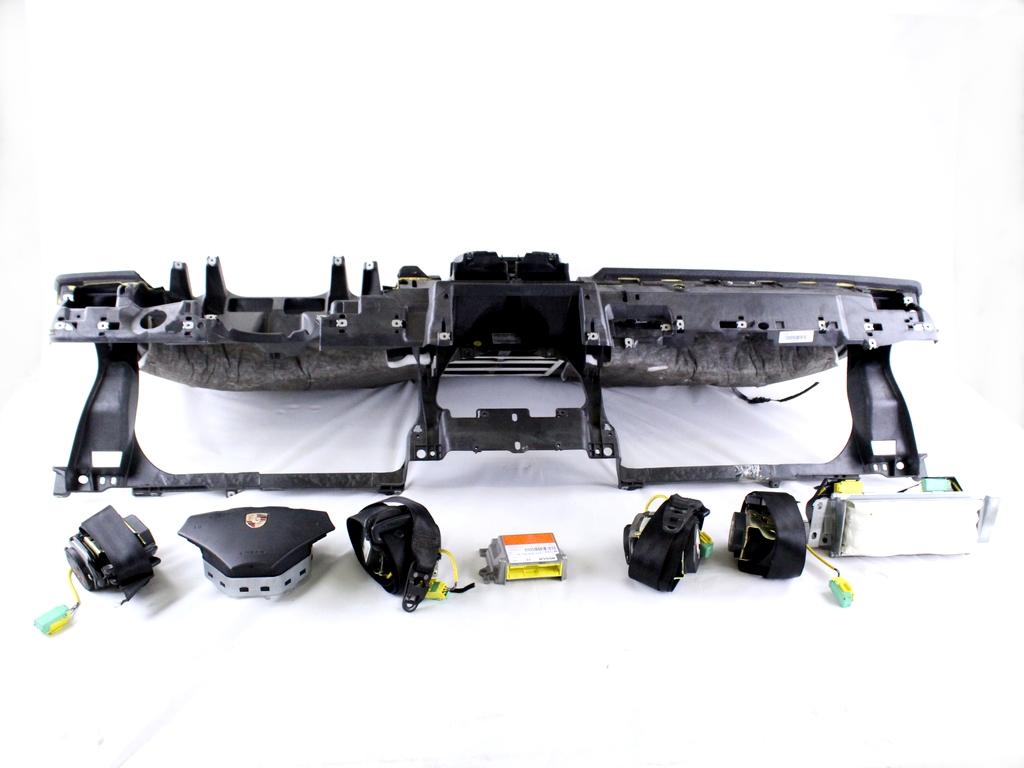 3D0909601E KIT AIRBAG PORSCHE CAYENNE 3.2 B 4X4 184KW AUT 5P (2004) RICAMBIO USATO CON CENTRALINA AIRBAG, AIRBAG VOLANTE, AIRBAG PASSEGGERO, PRETENSIONATORI CINTURE DI SICUREZZA, CRUSCOTTO CON SUPPORTO DANNEGGIATO 7L5857003H 7L0880202B 