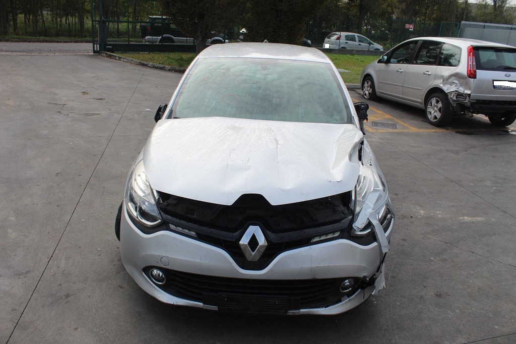 RENAULT NEW CLIO 1.2 B 54KW 5M 5P (2013) RICAMBI IN MAGAZZINO