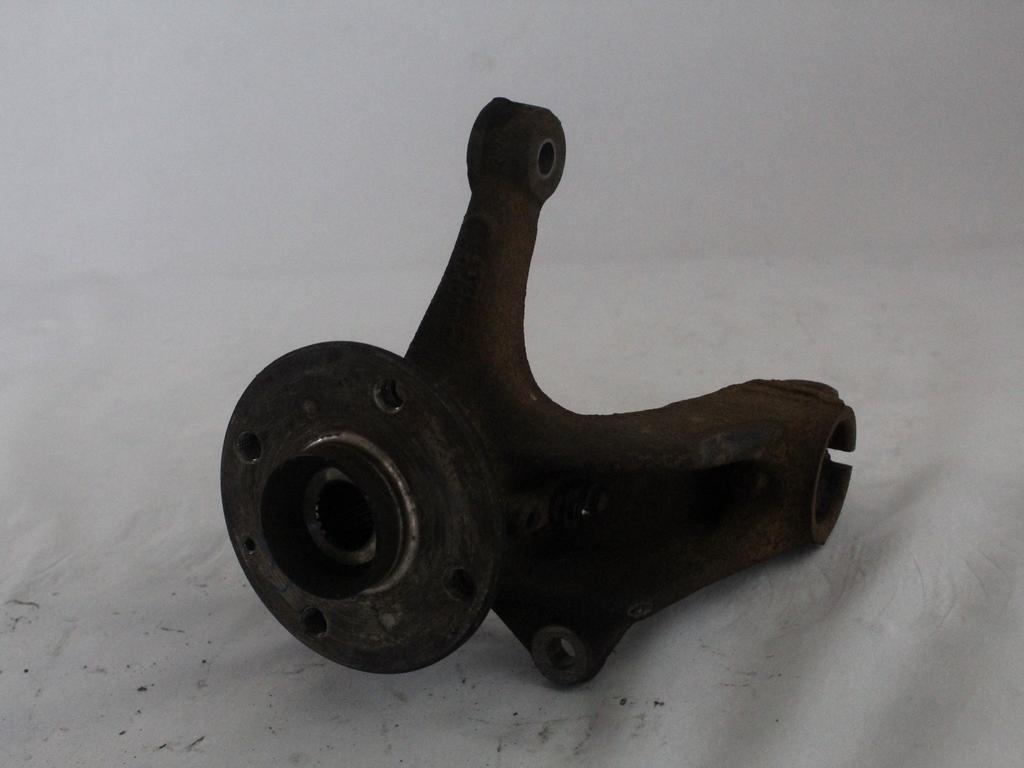 43211-0H010 MONTANTE SOSPENSIONE ANTERIORE DESTRO MOZZO CUSCINETTO 6822JL 330782 PEUGEOT 107 1.4 D 40KW 5M 3P (2007) RICAMBIO USATO