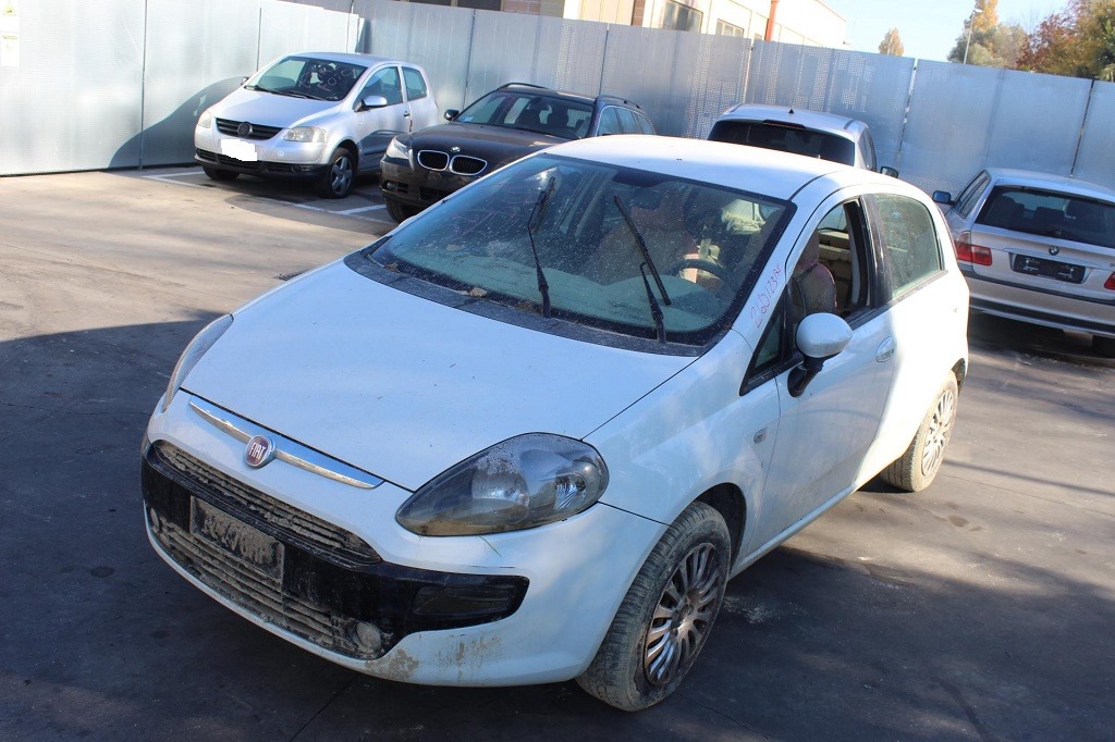 FIAT PUNTO EVO 1.4 M 57KW 5M 5P (2011) RICAMBI IN MAGAZZINO