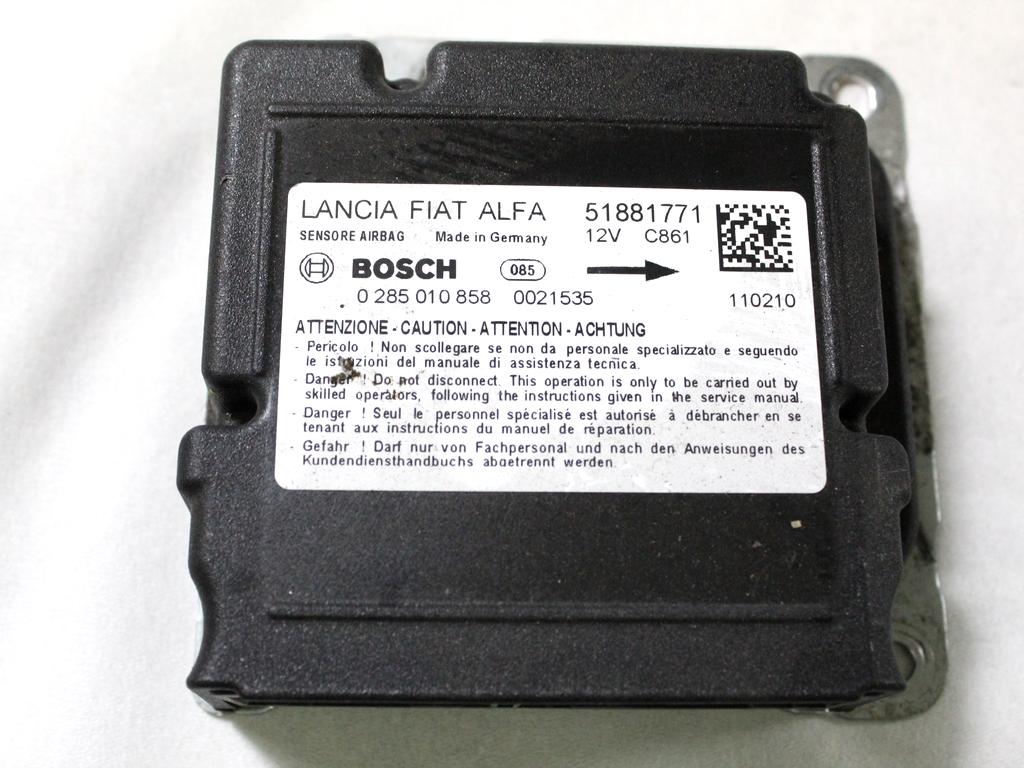 51881771 KIT AIRBAG FIAT DOBLO 1.3 D 66KW 5M 2P (2011) RICAMBIO USATO CON CENTRALINA AIRBAG, AIRBAG VOLANTE GUIDATORE, AIRBAG PASSEGGERO, CRUSCOTTO 0285010858 735496857