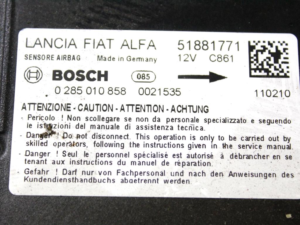 51881771 KIT AIRBAG FIAT DOBLO 1.3 D 66KW 5M 2P (2011) RICAMBIO USATO CON CENTRALINA AIRBAG, AIRBAG VOLANTE GUIDATORE, AIRBAG PASSEGGERO, CRUSCOTTO 0285010858 735496857