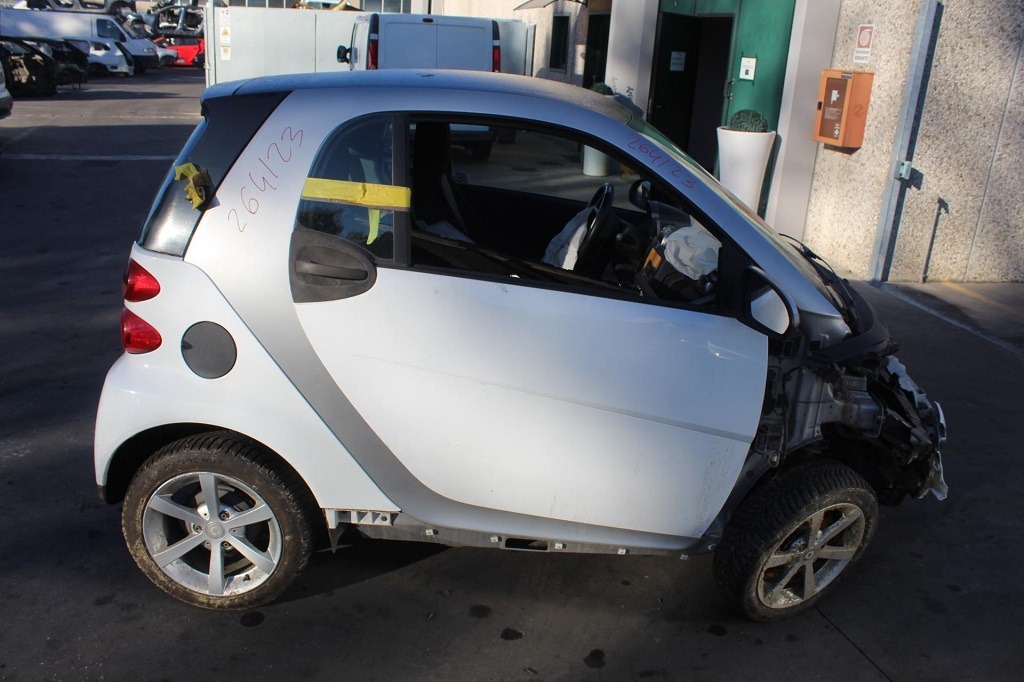 SMART FORTWO 1.0 B 52KW AUT 3P (2008) RICAMBI IN MAGAZZINO