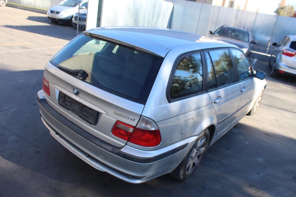 BMW SERIE 3 320D E46 SW 2.0 D 110KW 6M 5P (2004) RICAMBI IN MAGAZZINO