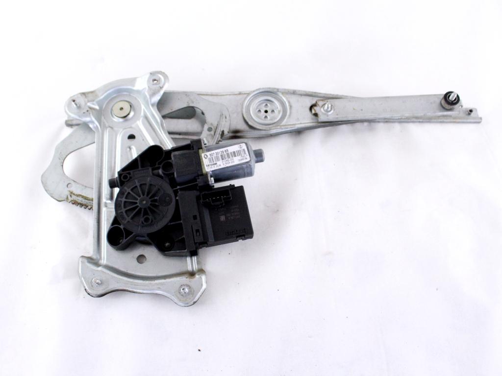 807301396R MOTORINO MECCANISMO ALZA-VETRO ALZA-CRISTALLO PORTA ANTERIORE DESTRA RENAULT MEGANE 3 SW 1.5 D 81KW 6M 5P (2015) RICAMBIO USATO 807203154R 0130822478