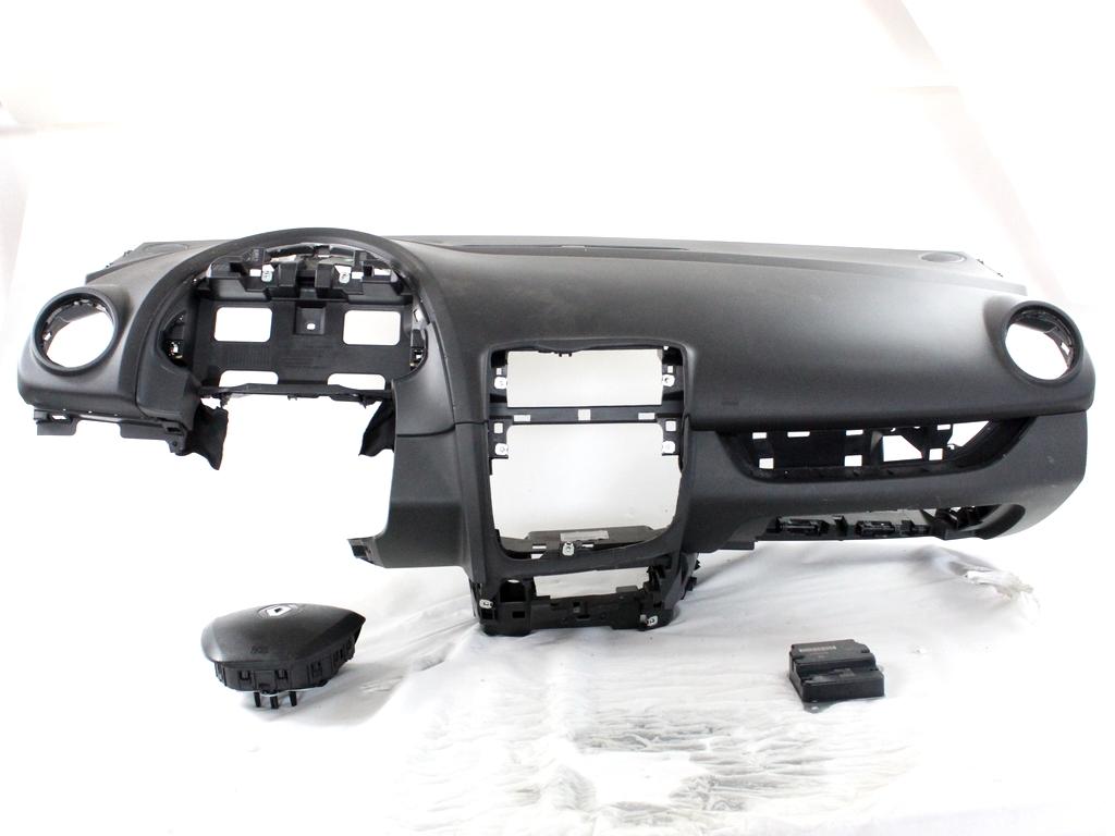 985101389R KIT AIRBAG RENAULT NEW CLIO 1.2 B 54KW 5M 5P (2013) RICAMBIO USATO CON CENTRALINA AIRBAG, AIRBAG VOLANTE GUIDATORE, AIRBAG PASSEGGERO, CRUSCOTTO 985108265R 985250096R