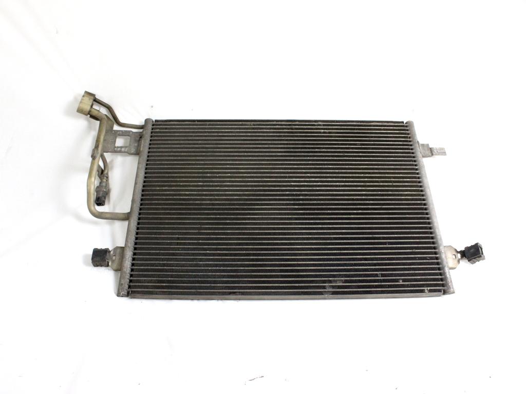 3B0260401A CONDENSATORE RADIATORE CLIMATIZZATORE CLIMA A/C VOLKSWAGEN PASSAT 1.9 D 96KW 5M 5P (2004) RICAMBIO USATO