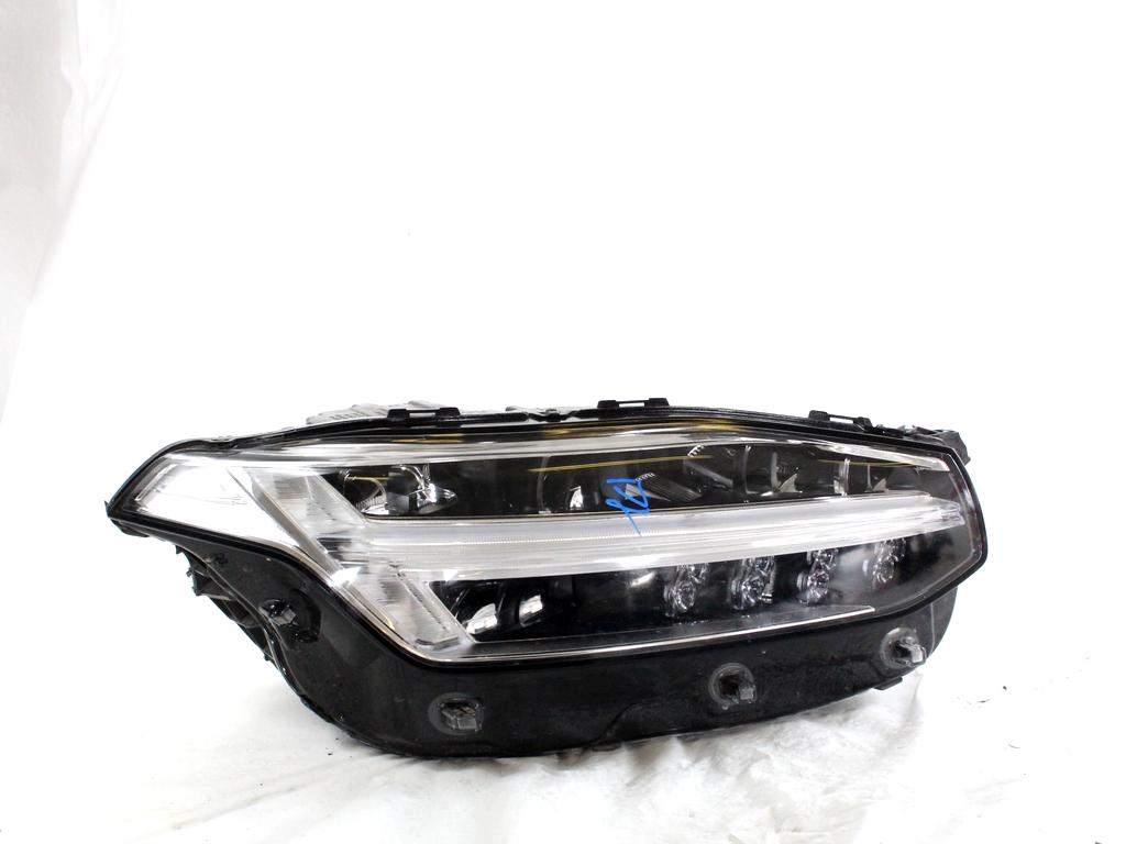 32342487 FARO FANALE ANTERIORE DESTRO FULL LED VOLVO XC90 2.0 I 4X4 173KW AUT 5P (2021) RICAMBIO USATO SUPPORTO DANNEGGIATO