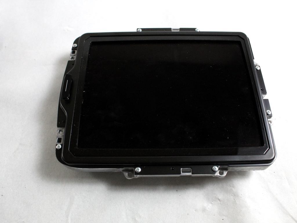 32316630 DISPLAY SISTEMA DI MULTIMEDIALE VOLVO XC90 2.0 I 4X4 173KW AUT 5P (2021) RICAMBIO USATO