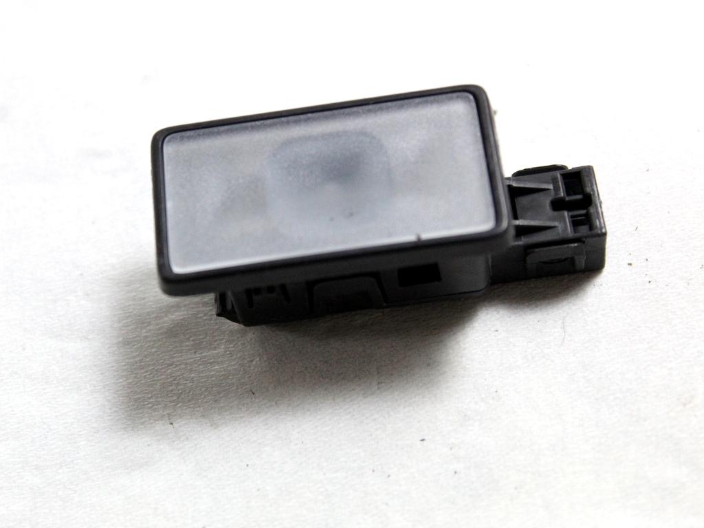 31699146 PLAFONIERA LUCE DI CORTESIA INTERNA ABITACOLO VOLVO XC90 2.0 I 4X4 173KW AUT 5P (2021) RICAMBIO USATO