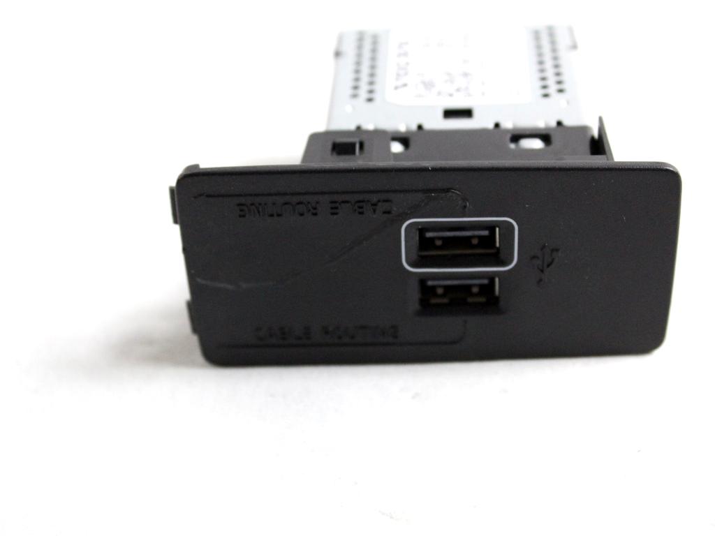 31407038 PORTE INGRESO USB VOLVO XC90 2.0 I 4X4 173KW AUT 5P (2021) RICAMBIO USATO