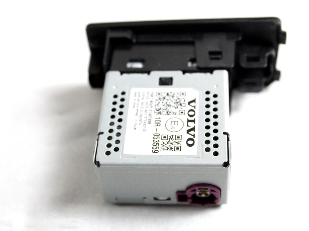 31407038 PORTE INGRESO USB VOLVO XC90 2.0 I 4X4 173KW AUT 5P (2021) RICAMBIO USATO