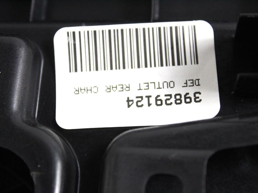 39829124 RIVESTIMENTO CASSA ALTOPARLANTE CRUSCOTTO CENTRALE PARTE SUPERIORE VOLVO XC90 2.0 I 4X4 173KW AUT 5P (2021) RICAMBIO USATO SBRINATORE PARABREZZA