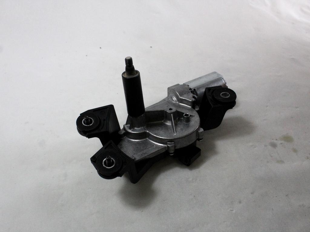 31349380 MOTORINO TERGILUNOTTO VOLVO XC90 2.0 I 4X4 173KW AUT 5P (2021) RICAMBIO USATO 0390201256