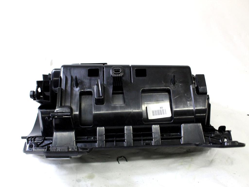 31366835 CASSETTO PORTAOGGETTI CRUSCOTTO LATO DESTRO VOLVO XC90 2.0 I 4X4 173KW AUT 5P (2021) RICAMBIO USATO