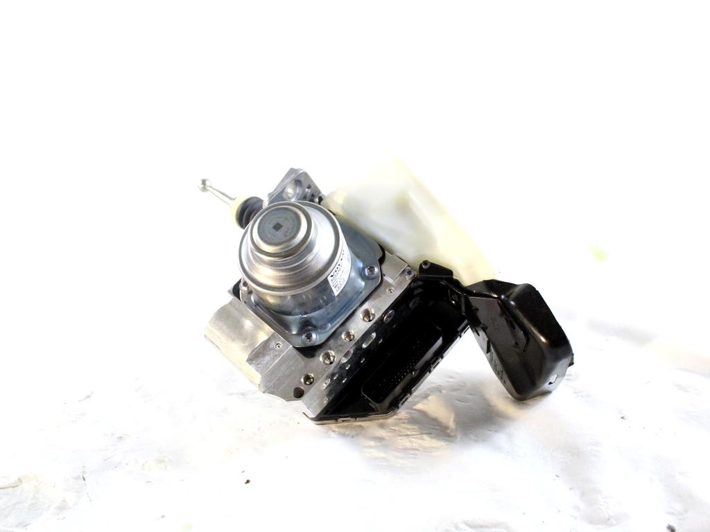 32333637 POMPA ABS VOLVO XC90 2.0 I 4X4 173KW AUT 5P (2021) RICAMBIO USATO 32281728