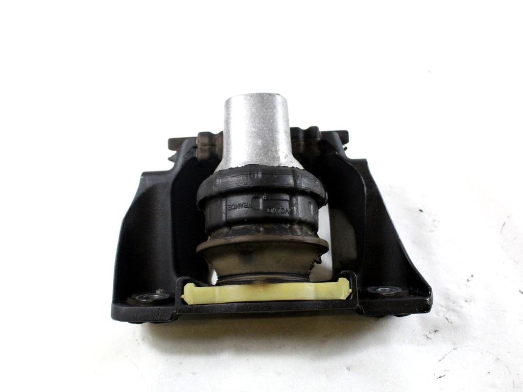 32137496 SUPPORTO MOTORE VOLVO XC90 2.0 I 4X4 173KW AUT 5P (2021) RICAMBIO USATO