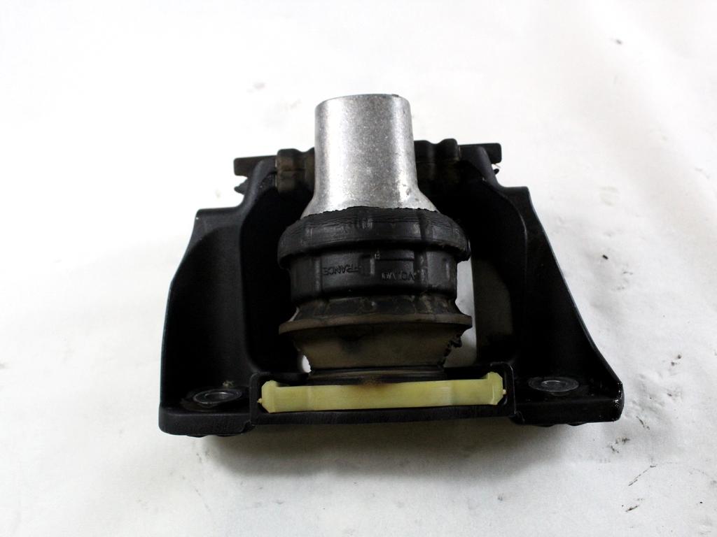 32137496 SUPPORTO MOTORE VOLVO XC90 2.0 I 4X4 173KW AUT 5P (2021) RICAMBIO USATO