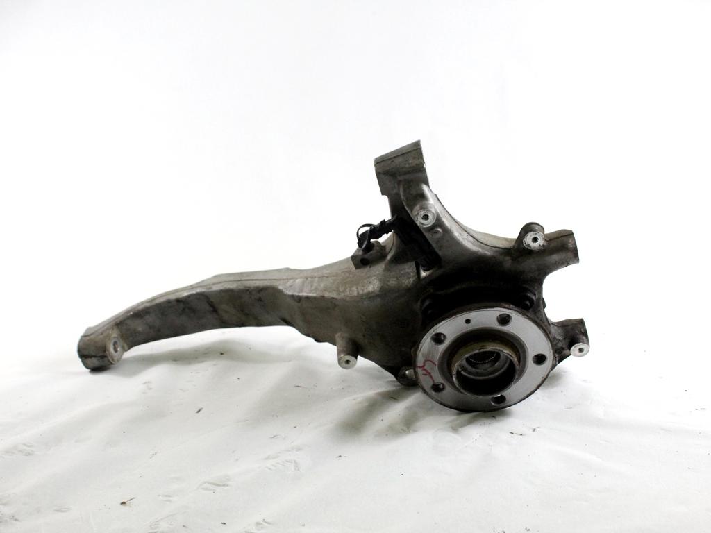 32298139 MONTANTE SOSPENSIONE ANTERIORE SINISTRO MOZZO FUSELLO 32370046 VOLVO XC90 2.0 I 4X4 173KW AUT 5P (2021) RICAMBIO USATO