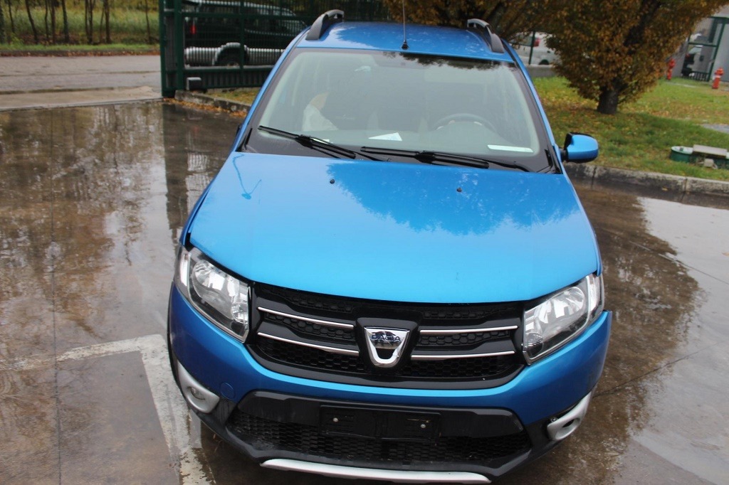 DACIA SANDERO STEPWAY 1.5 D 66KW 5M 5P (2014) RICAMBI IN MAGAZZINO