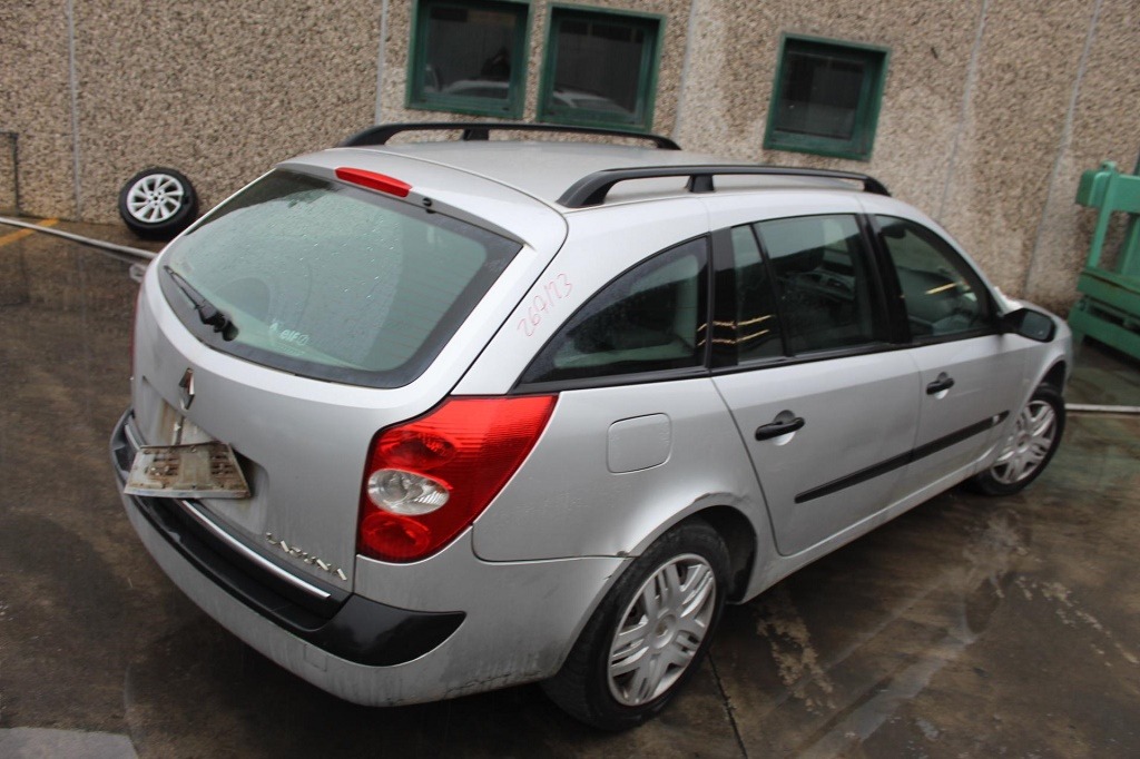 RENAULT LAGUNA SW 1.9 D 81KW 6M 5P (2005) RICAMBI USATI AUTO IN PIAZZALE 