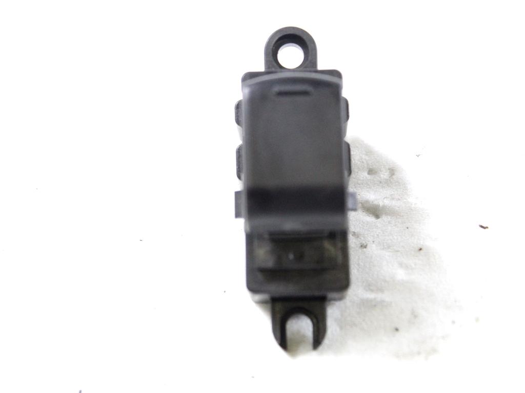 25411JD000 COMANDO INTERRUTTORE ALZA-VETRO ALZA-CRISTALLO PORTA ANTERIORE DESTRA NISSAN QASHQAI +2 2.0 D 4X4 110KW AUT 5P (2010) RICAMBIO USATO 