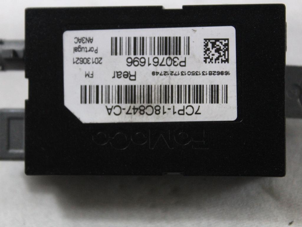 7CP1-18C847-CA CENTRALINA AMPLIFICATORE ANTENNA FORD GRAND C-MAX 2.0 D 85KW AUT 5P (2013) RICAMBIO USATO