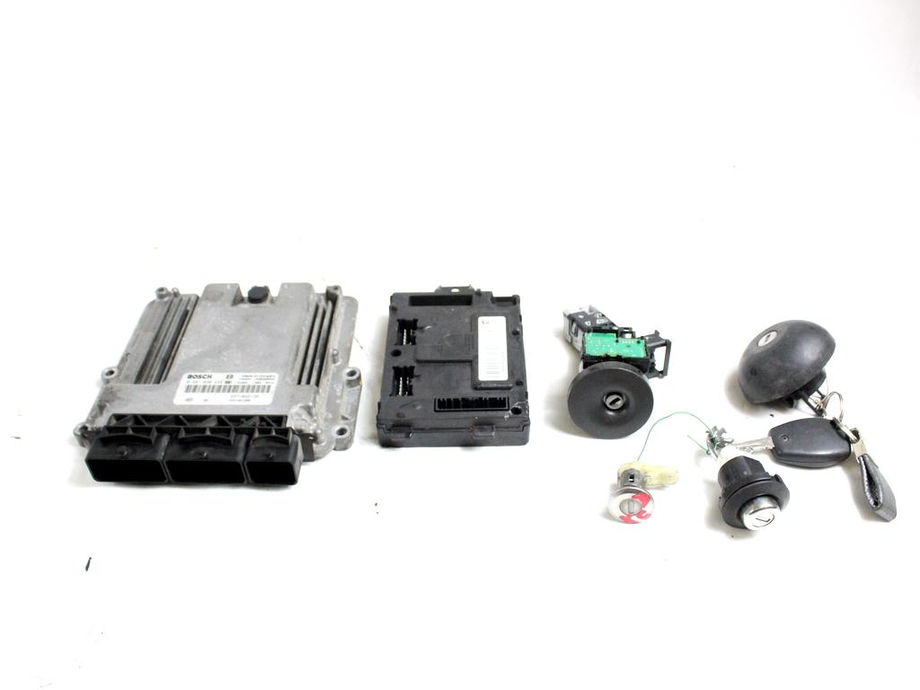 237102213R KIT ACCENSIONE AVVIAMENTO DACIA SANDERO STEPWAY 1.5 D 66KW 5M 5P (2014) RICAMBIO USATO CON CENTRALINA MOTORE, BLOCCHETTI ACCENSIONE APERTURA CON CHIAVE 237104128R 0281030439 284B12330R