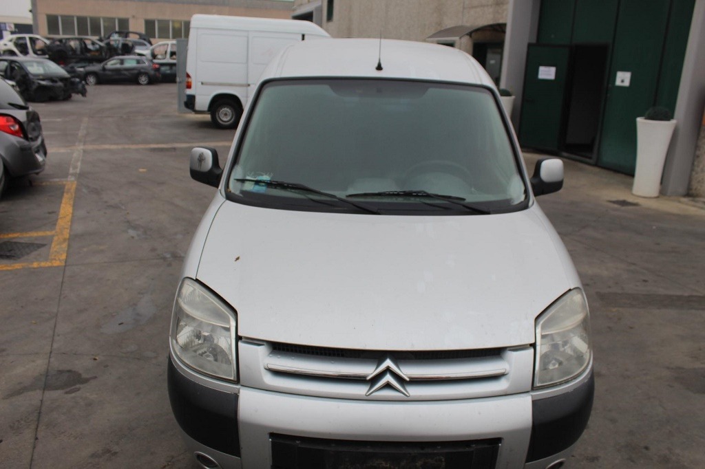 CITROEN BERLINGO 1.6 D 66KW 5M 5P (2007) RICAMBI USATI AUTO IN PIAZZALE 