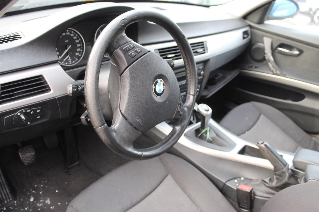 BMW SERIE 3 320D E90 2.0 D 130KW 6M 4P (2008) RICAMBI IN MAGAZZINO