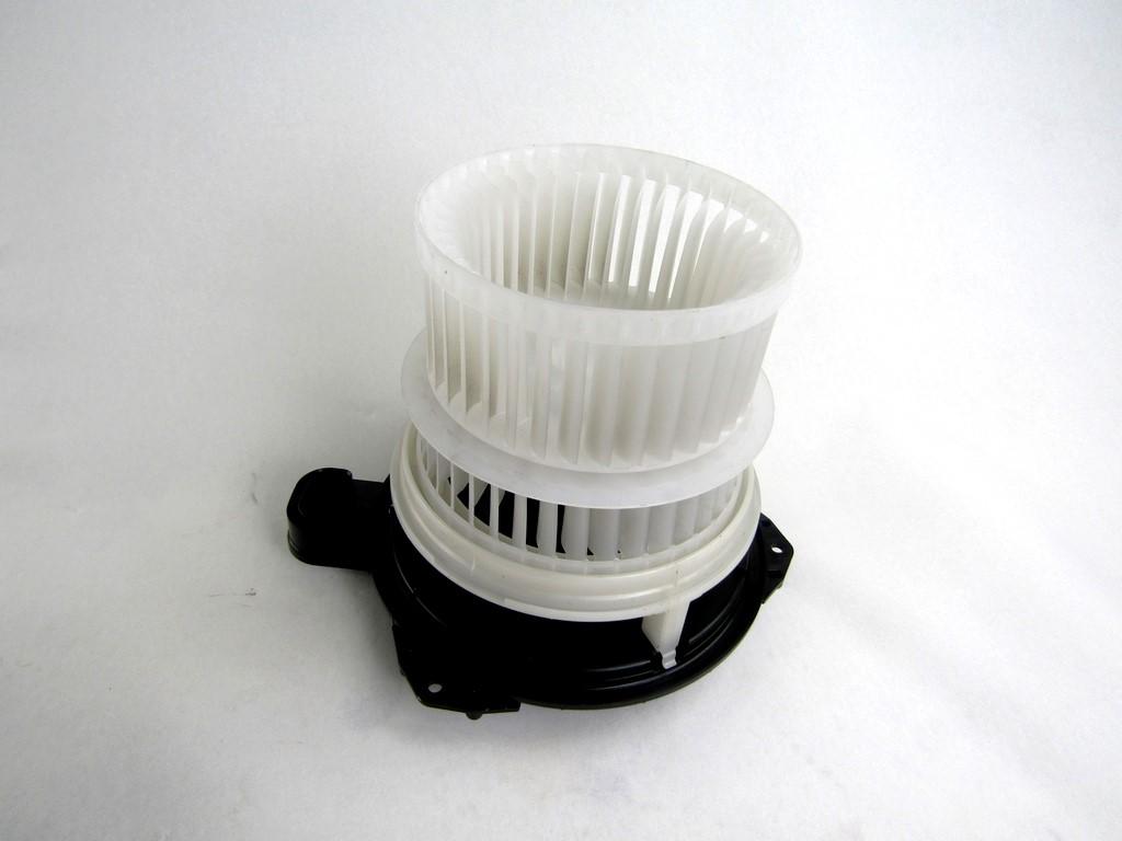 8710358080 MOTORINO VENTOLA VENTILAZIONE ABITACOLO TOYOTA RAV 4 2.5 I 131KW AUT 5P (2022) RICAMBIO USATO