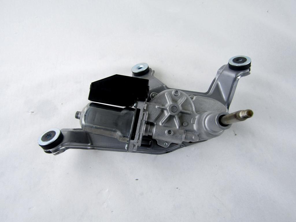 85130-42101 MOTORINO TERGILUNOTTO TOYOTA RAV 4 2.5 I 131KW AUT 5P (2022) RICAMBIO USATO