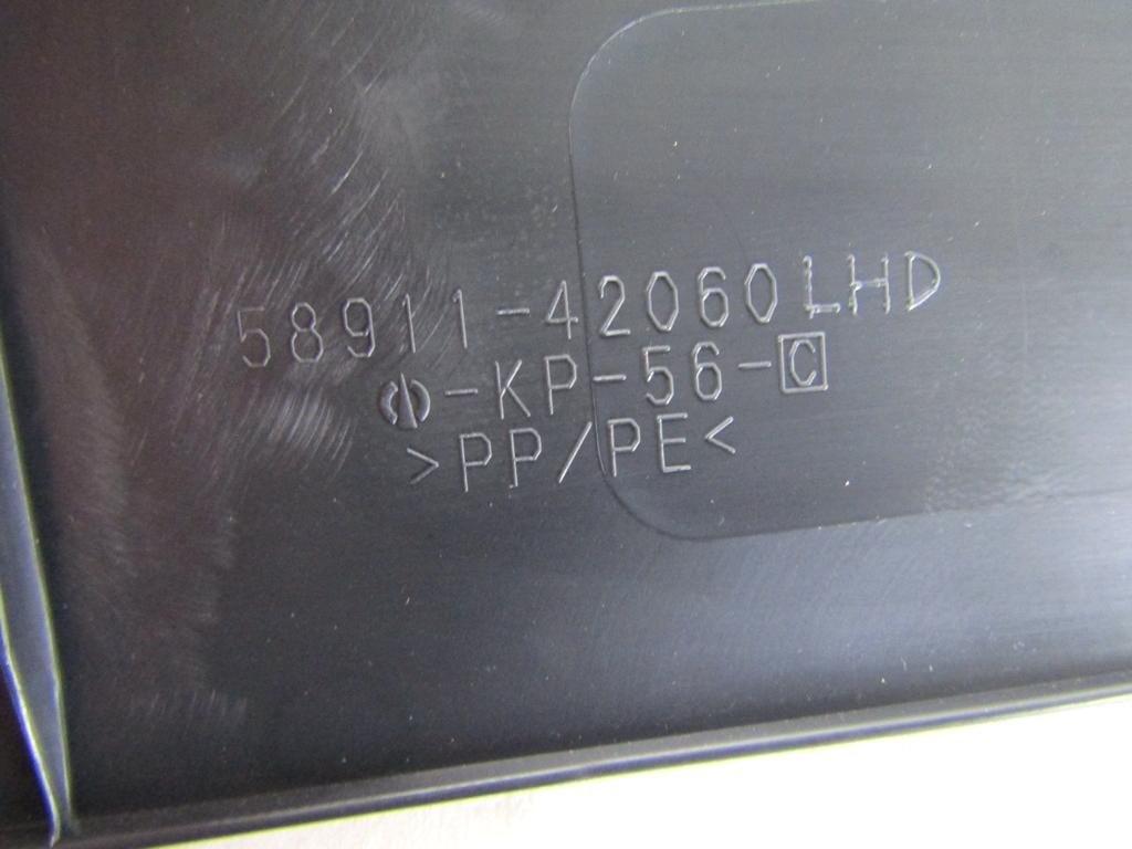 58911-42060 RIVESTIMENTO LATERALE TUNNEL CENTRALE LATO DESTRO TOYOTA RAV 4 2.5 I 131KW AUT 5P (2022) RICAMBIO USATO