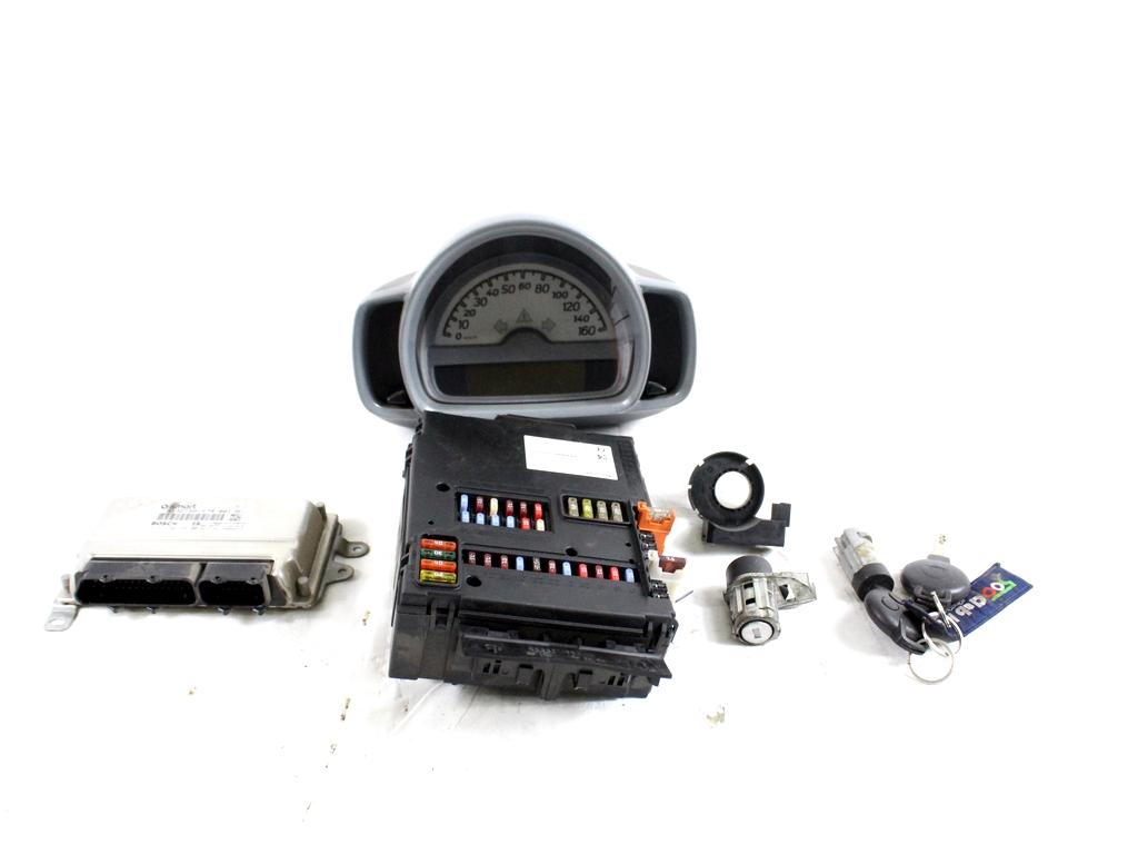 A1321501579 KIT ACCENSIONE AVVIAMENTO SMART FORTWO 1.0 B 52KW AUT 3P (2008) RICAMBIO USATO CON CENTRALINA MOTORE, QUADRO STRUMENTI, BLOCCHETTI ACCENSIONE APERTURA CON CHIAVE 0261S04308 A4515401150 A4518201597 A4515403647