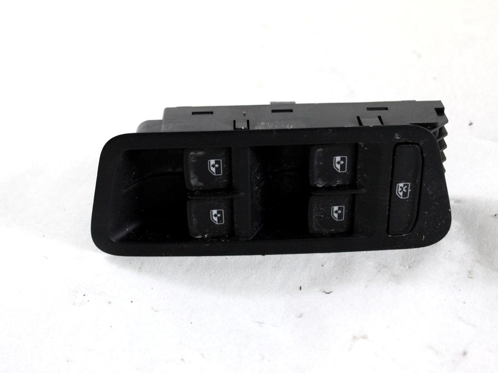 5G0959857D GRUPPO DI COMANDO ALZA-VETRI ALZA-CRISTALLI PORTA ANTERIORE SINISTRA VOLKSWAGEN GOLF 7.5 1.5 B 110KW AUT 5P (2017) RICAMBIO USATO CON INTERRUTTORE BLOCCO ALZA-VETRI ALZA-CRISTALLI