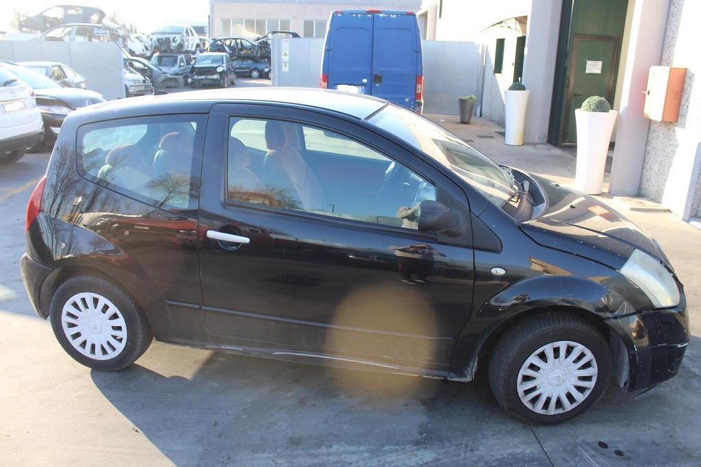 CITROEN C2 1.4 D 50KW 5M 3P (2005) RICAMBI USATI AUTO IN PIAZZALE 