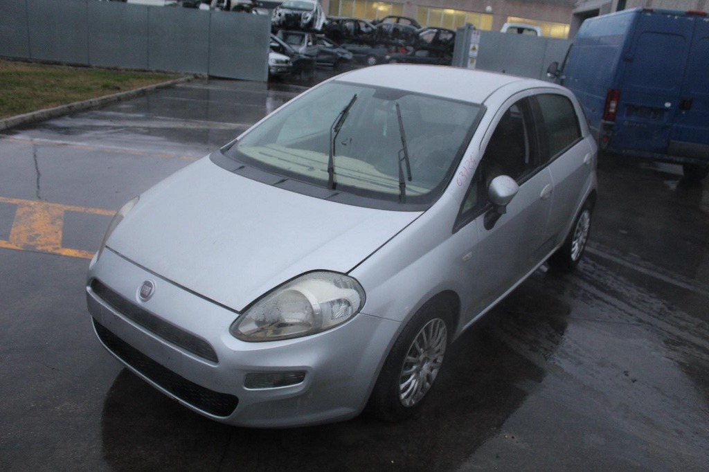 FIAT PUNTO EVO 1.3 D 62KW 5M 5P (2013) RICAMBI MAGAZZINO