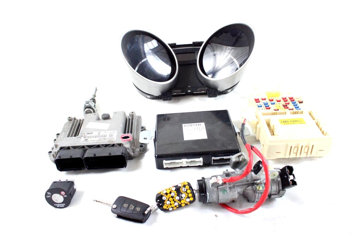 39120-2A000 KIT ACCENSIONE AVVIAMENTO HYUNDAI IX35 1.7 D 85KW 6M 5P (2012) RICAMBIO USATO CENTRALINA MOTORE CON RIVESTIMENTO DIFETTATO, QUADRO STRUMENTI, BLOCCHETTI ACCENSIONE APERTURA CON DOPPIA CHIAVE 0281017696 95400-2Y002 91950-2S521 94003-2Y290