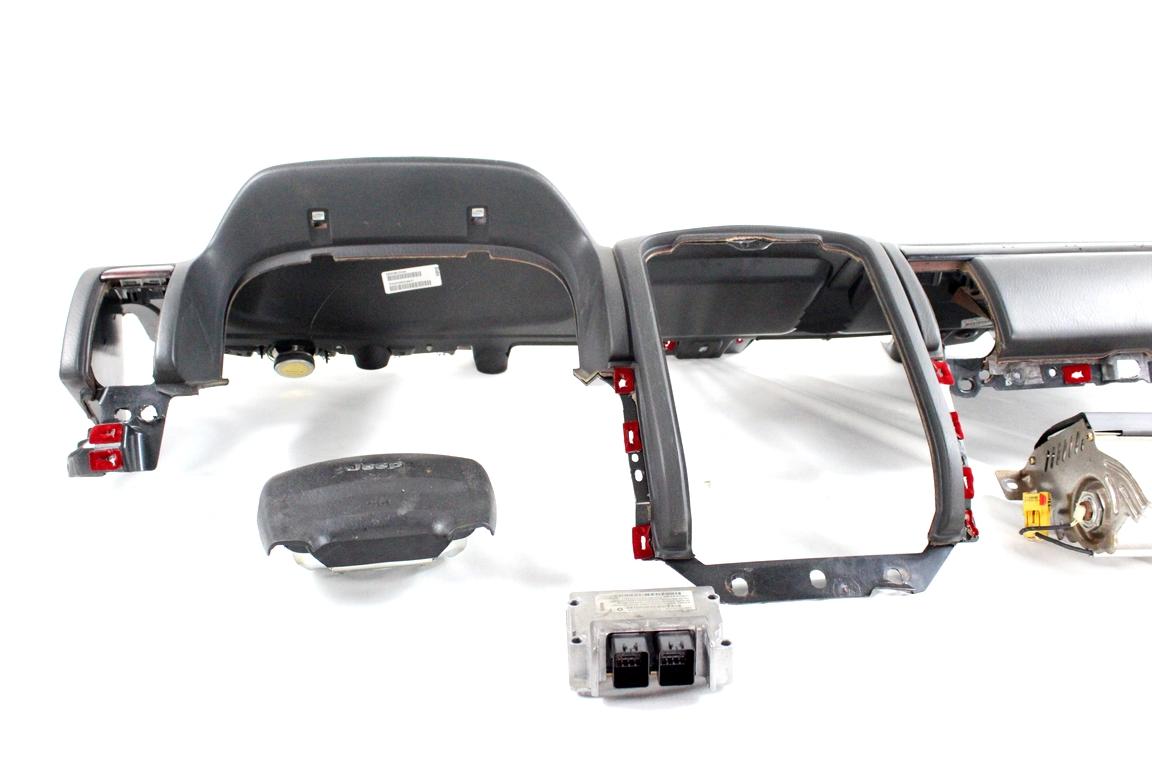 56038792AA KIT AIRBAG JEEP GRAND CHEROKEE 2.7 D 4X4 120KW AUT 5P (2004) RICAMBIO USATO CON CENTRALINA AIRBAG, AIRBAG VOLANTE GUIDATORE, AIRBAG PASSEGGERO, CRUSCOTTO 5GV61XDVAC 55116438AD