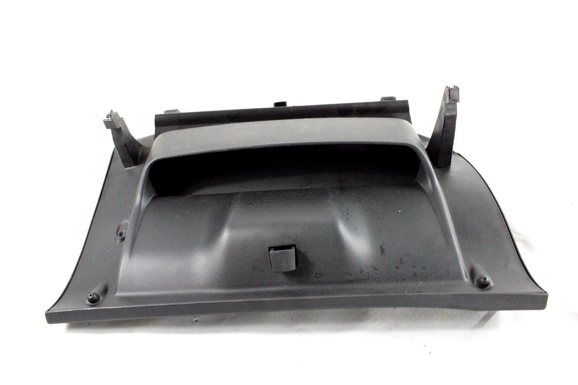 825212 CASSETTO PORTAOGGETTI CRUSCOTTO LATO DESTRO CITROEN C3 1.6 D 55KW 5M 5P (2015) RICAMBIO USATO