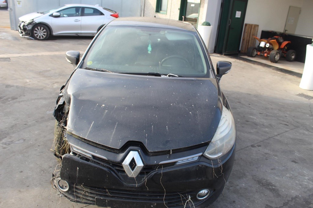 RENAULT CLIO 1.2 G 54KW 5M 5P (2015) RICAMBI IN MAGAZZINO